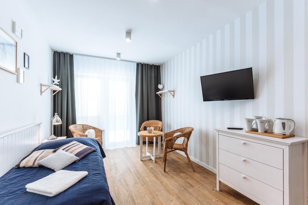 Hotel Ow Posejdon Dźwirzyno Esterno foto