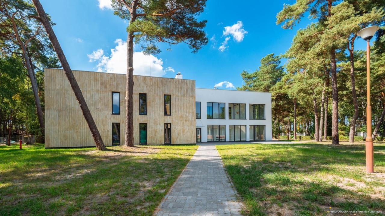 Hotel Ow Posejdon Dźwirzyno Esterno foto
