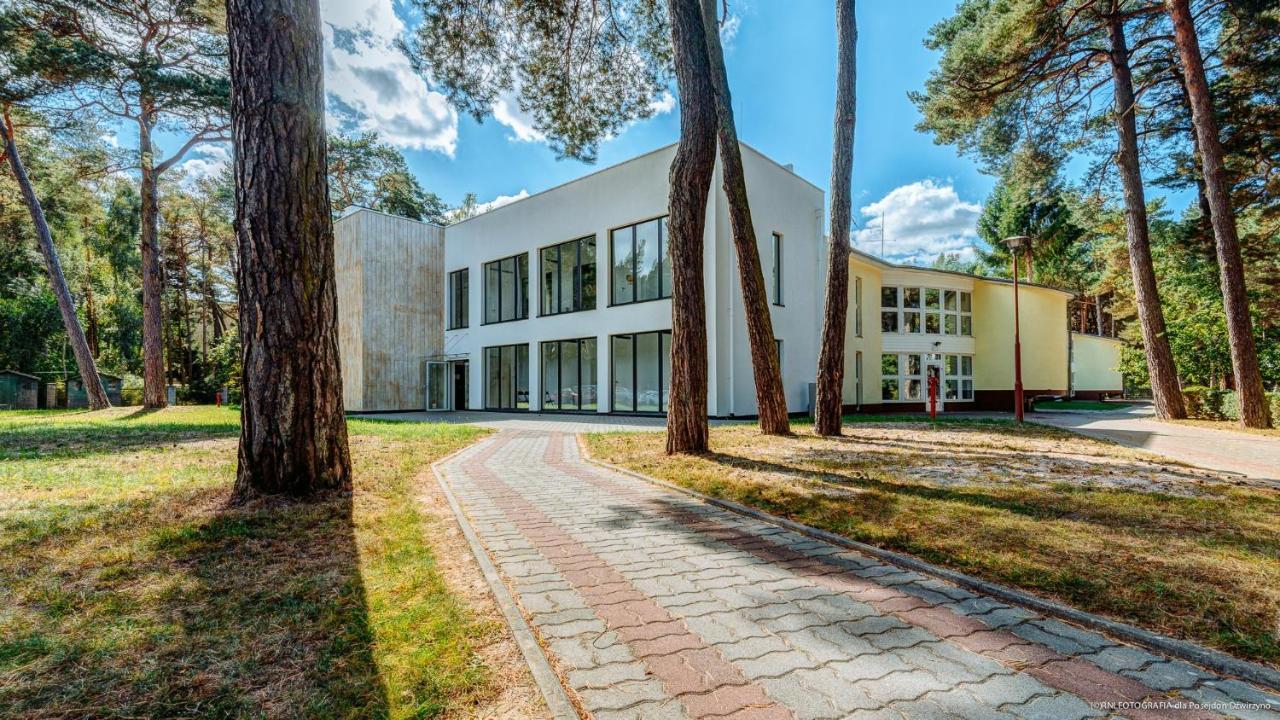 Hotel Ow Posejdon Dźwirzyno Esterno foto